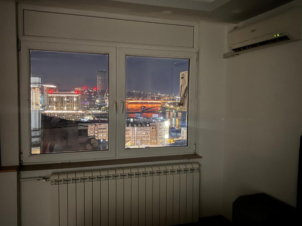 Central Sky View Apartment Belgrade Extérieur photo